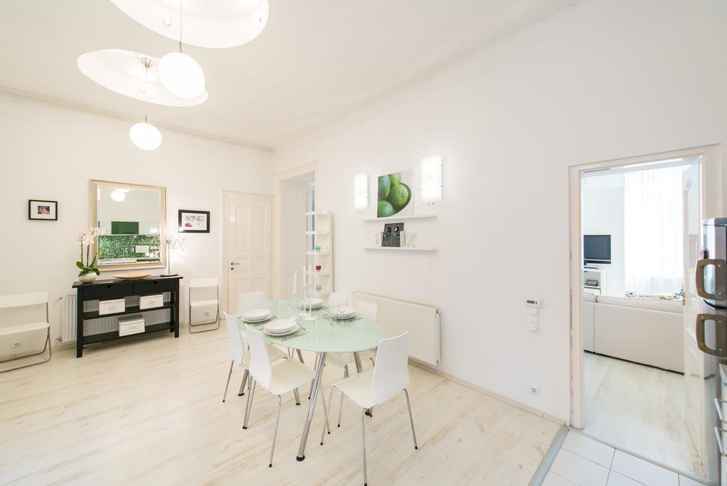 Oasis Apartments - Budapest City Park Екстер'єр фото